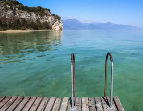 PENTECÔTE SUR LE LAC DE GARDE